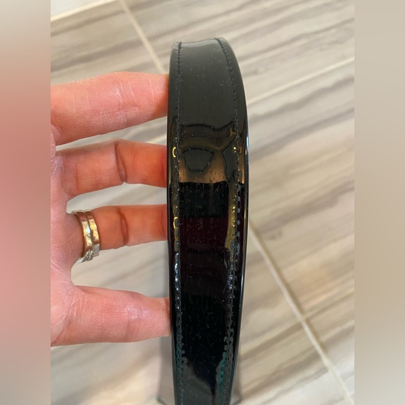 Vintage Bobby Jerome Black Vinyl Satchel Top Handle Purse Gold Hinge Clasp - Picture 6 of 14